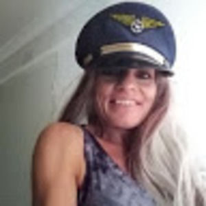 Meet your Posher, Roslee